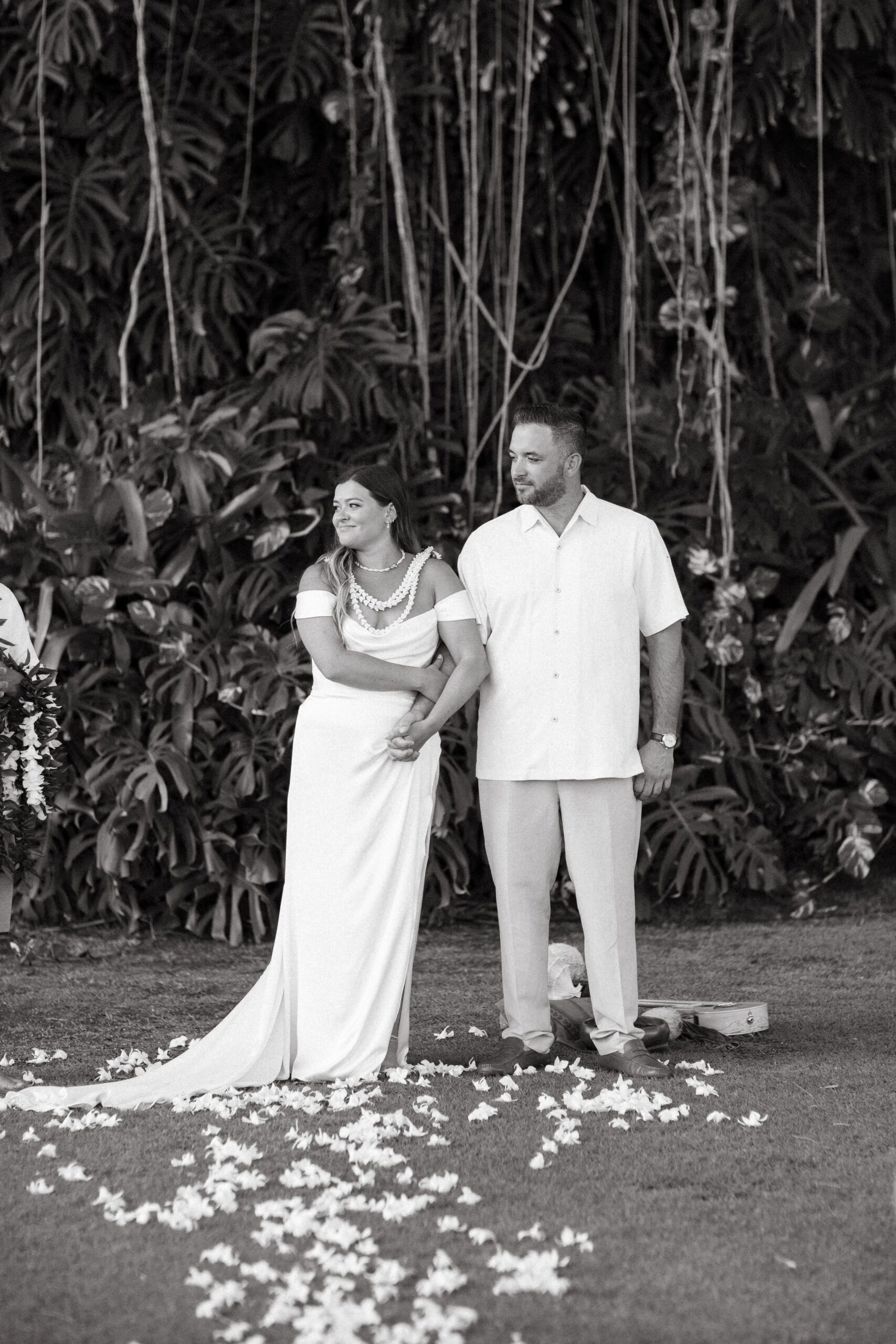 Carlin-Joel-Kauai-Wedding-Photography-The-Farm-Kukuiula-Kauai-AM-Photography-142.jpg