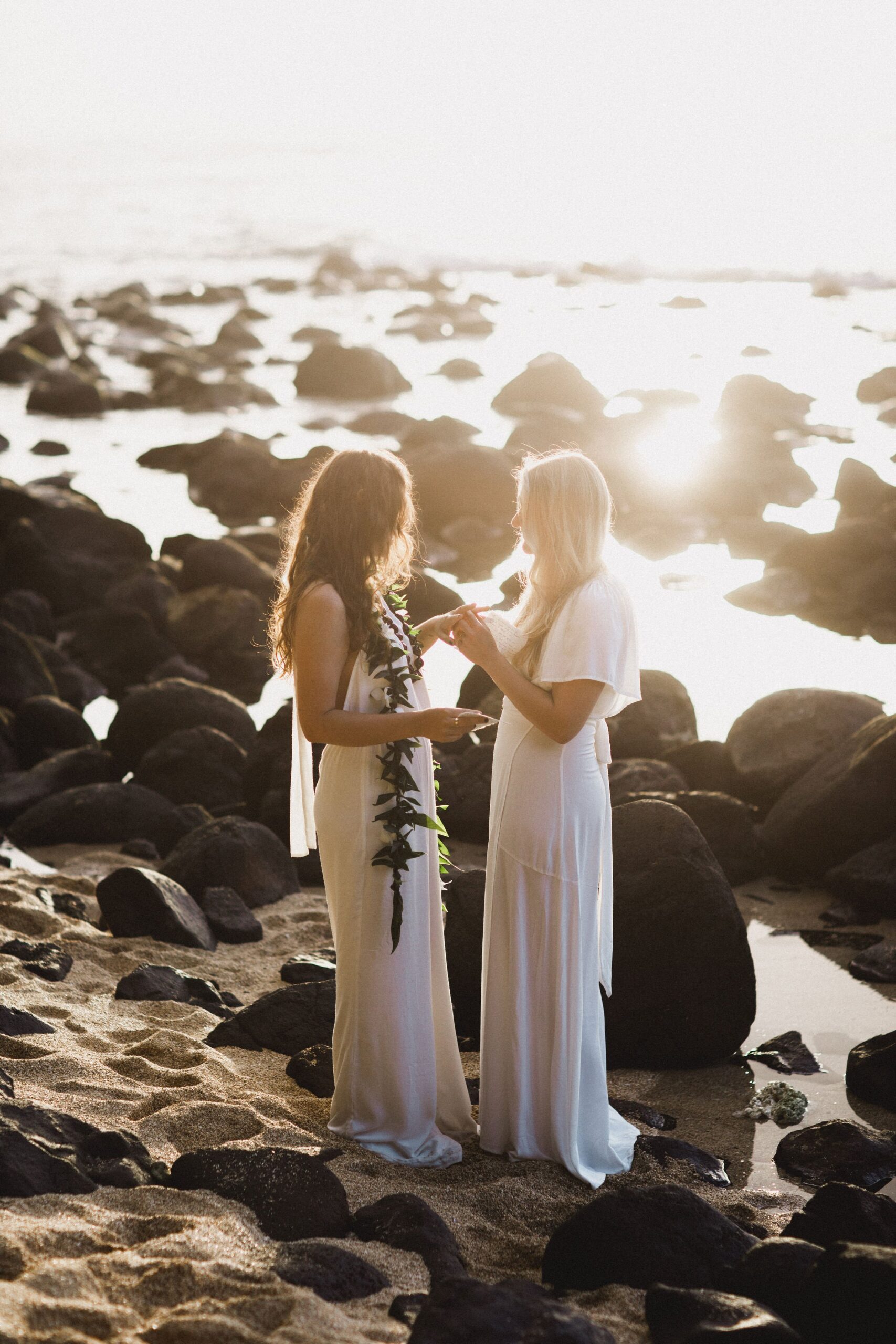 Gina&Bailey-Kauai-Elopement-SneakPeek-12.jpg